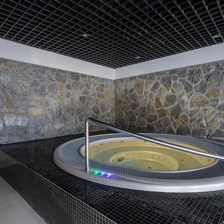Lägenhet Green Park D26- Z Dostepem Do Basenu, Sauny, Jacuzzi, Silowni